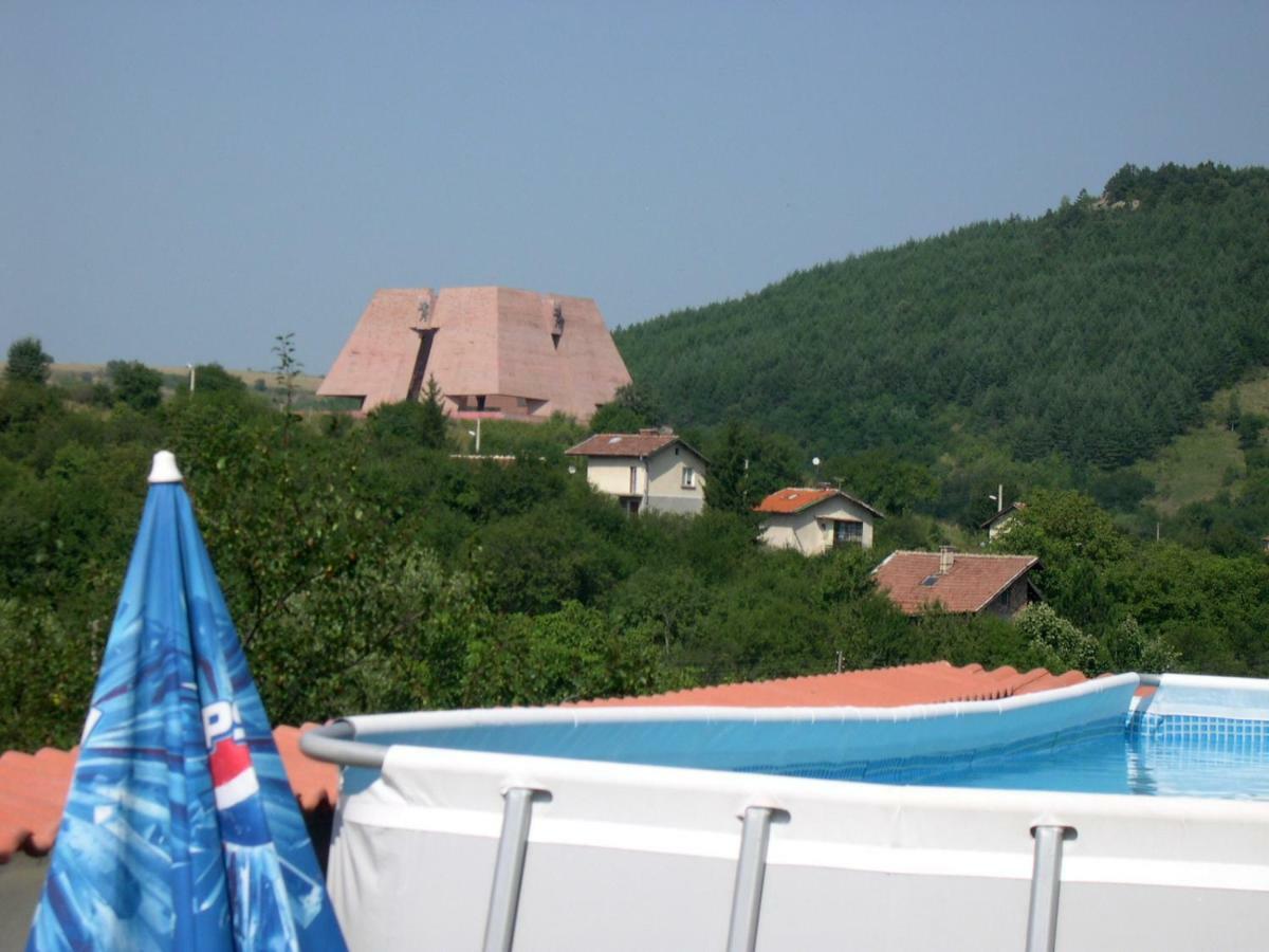Hotel Aleksievata Kashta Gurgulyat Exterior foto