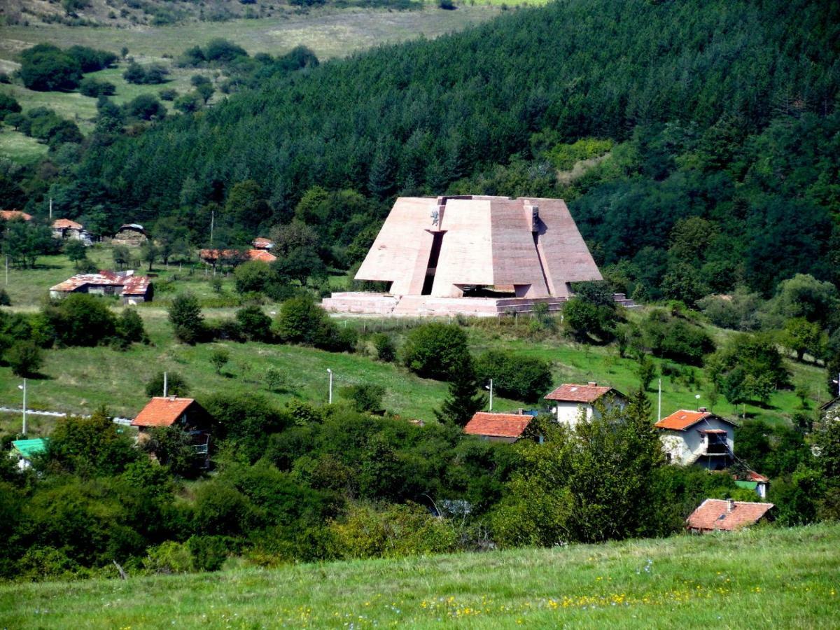 Hotel Aleksievata Kashta Gurgulyat Exterior foto